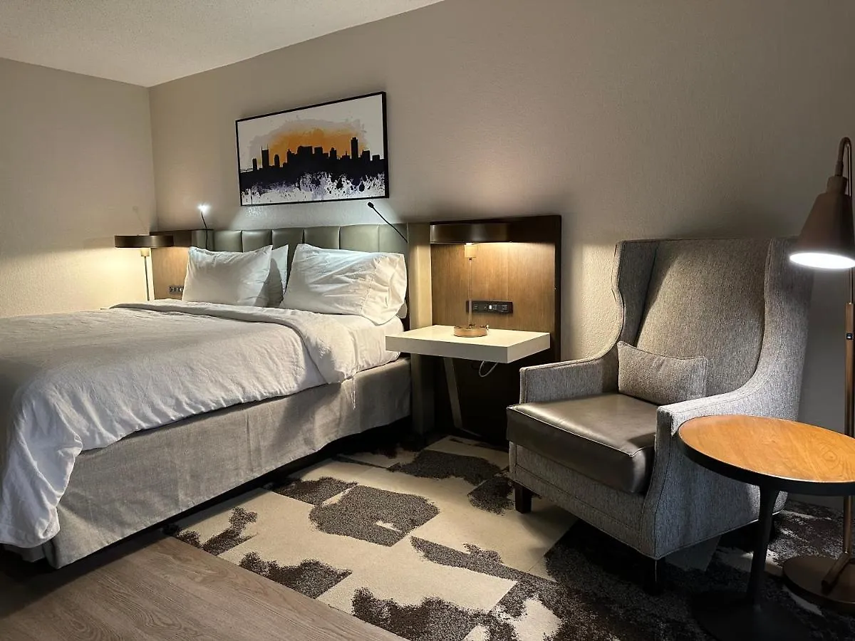 Crowne Plaza Nashville Airport By Ihg 3*,